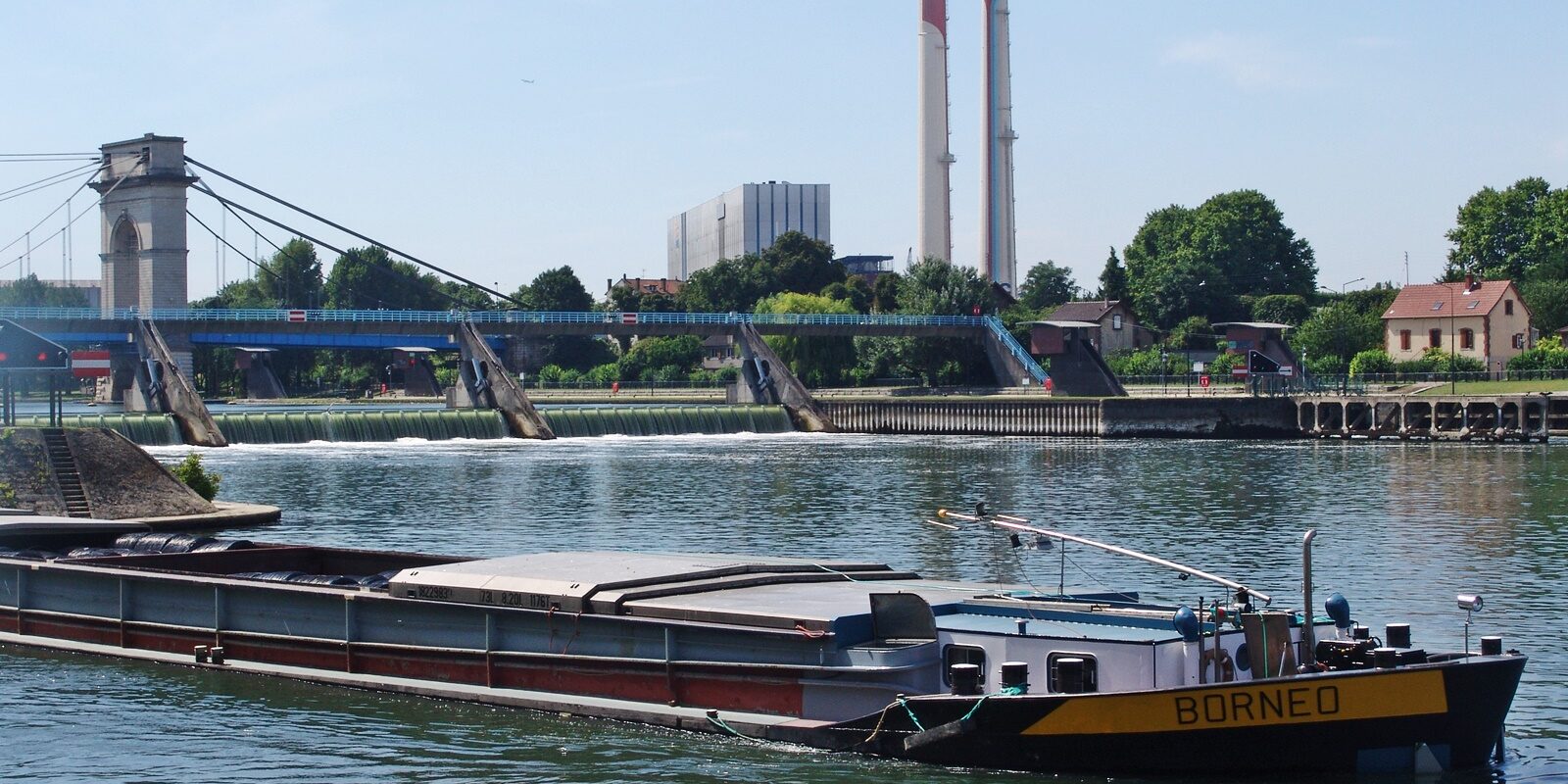 bateau-bord-seine-pont-langlais